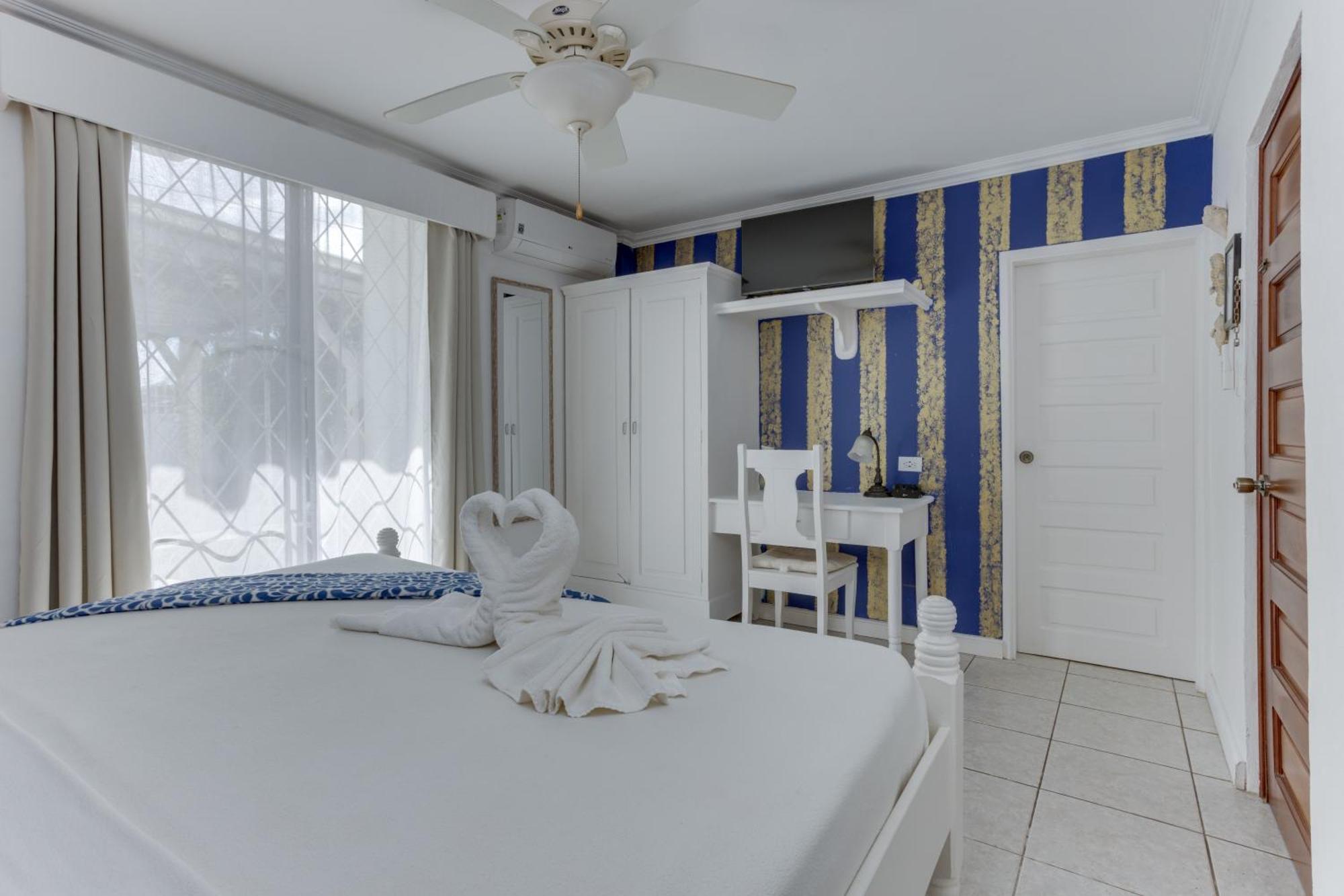Villa Boscardi Belize City Exterior foto